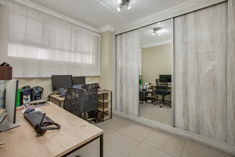 3 Bedroom Property for Sale in Broadacres Gauteng