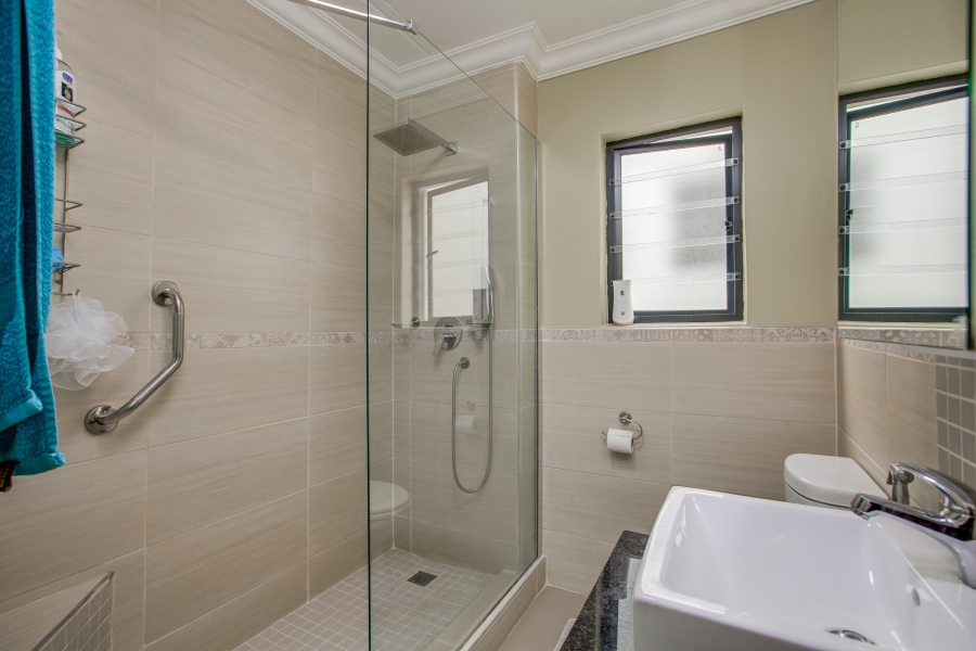 3 Bedroom Property for Sale in Broadacres Gauteng