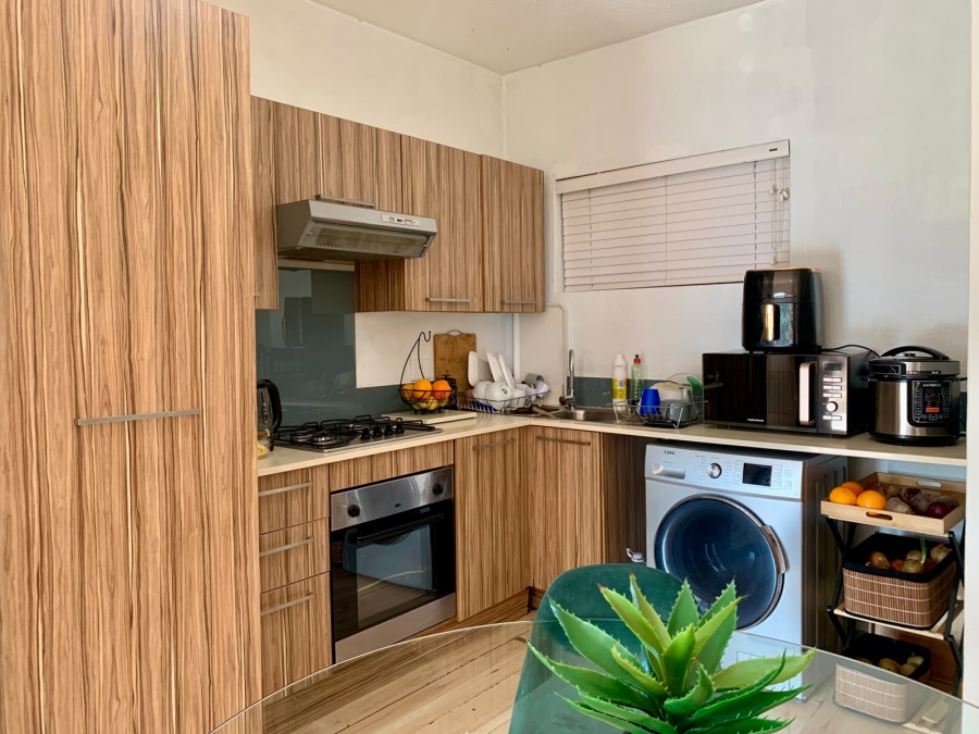 To Let 2 Bedroom Property for Rent in Glenferness Gauteng
