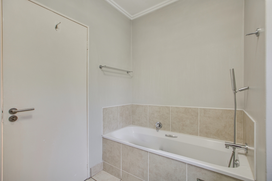 2 Bedroom Property for Sale in Fourways Gauteng