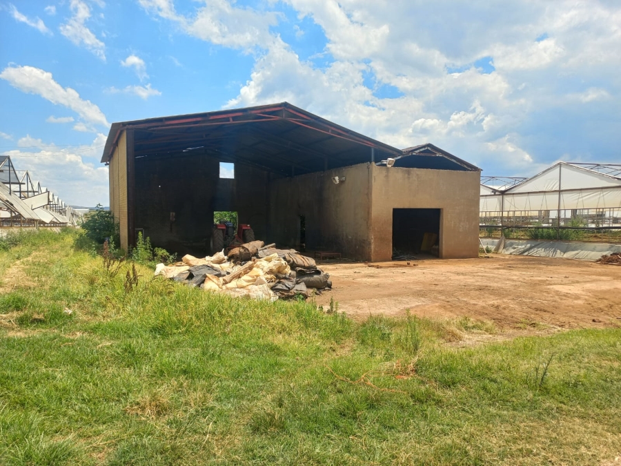 4 Bedroom Property for Sale in Hekpoort Gauteng