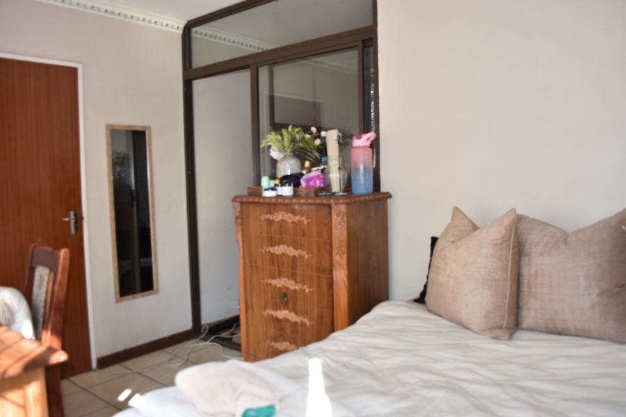 2 Bedroom Property for Sale in Pretoria Central Gauteng
