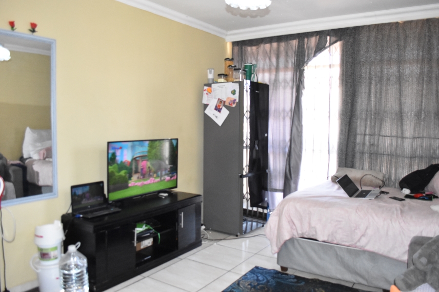 5 Bedroom Property for Sale in Pretoria Central Gauteng