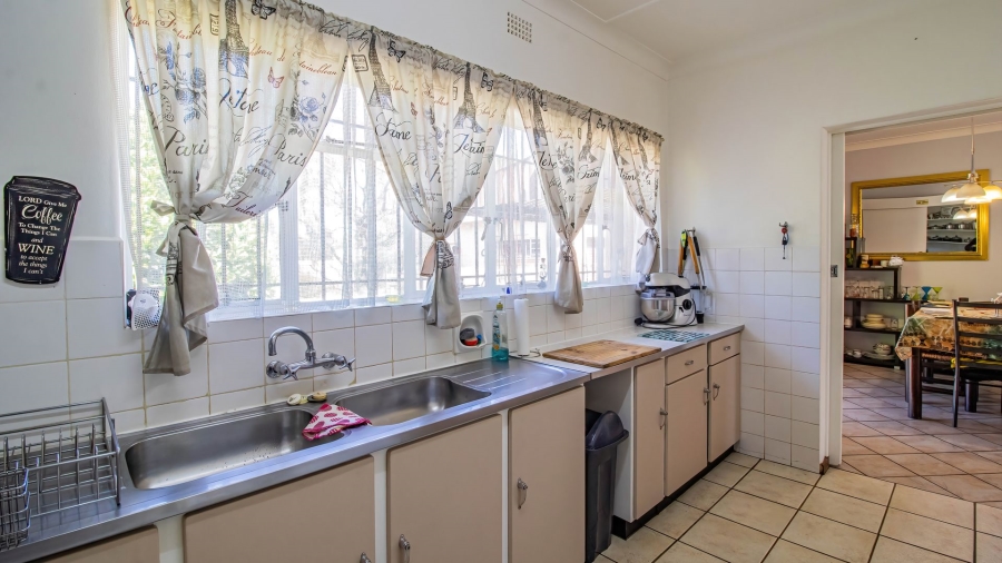 3 Bedroom Property for Sale in Brackenhurst Gauteng