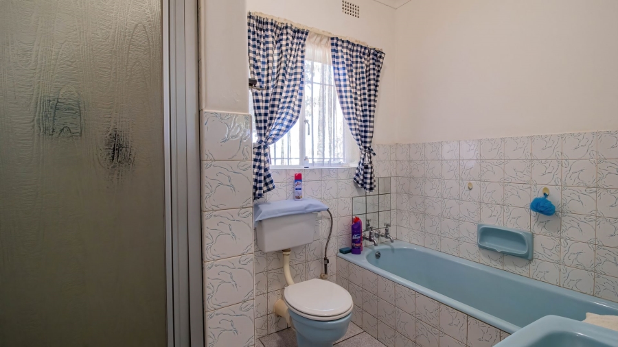 3 Bedroom Property for Sale in Brackenhurst Gauteng