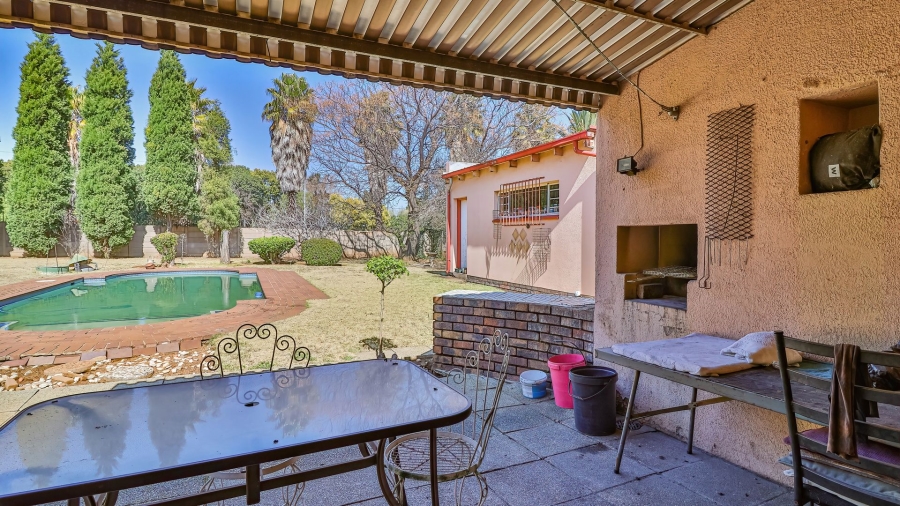3 Bedroom Property for Sale in Brackenhurst Gauteng