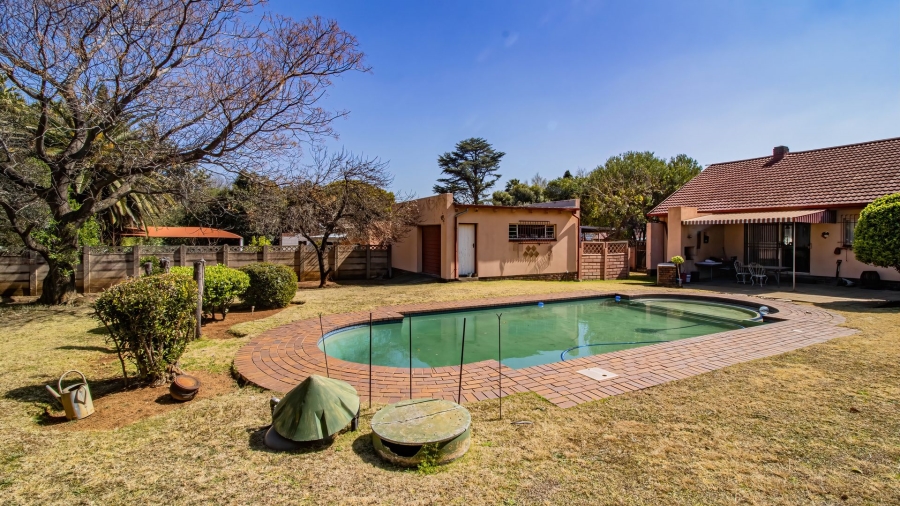 3 Bedroom Property for Sale in Brackenhurst Gauteng