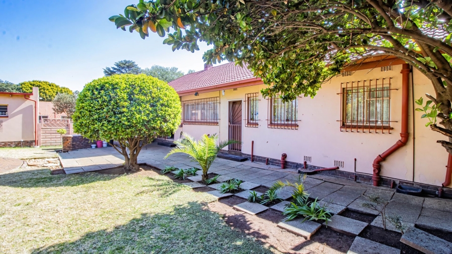 3 Bedroom Property for Sale in Brackenhurst Gauteng