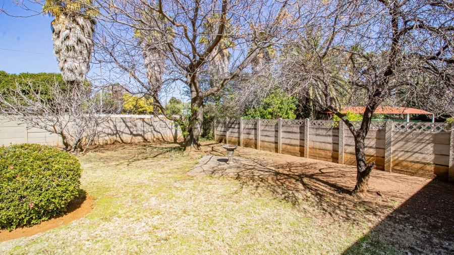 3 Bedroom Property for Sale in Brackenhurst Gauteng