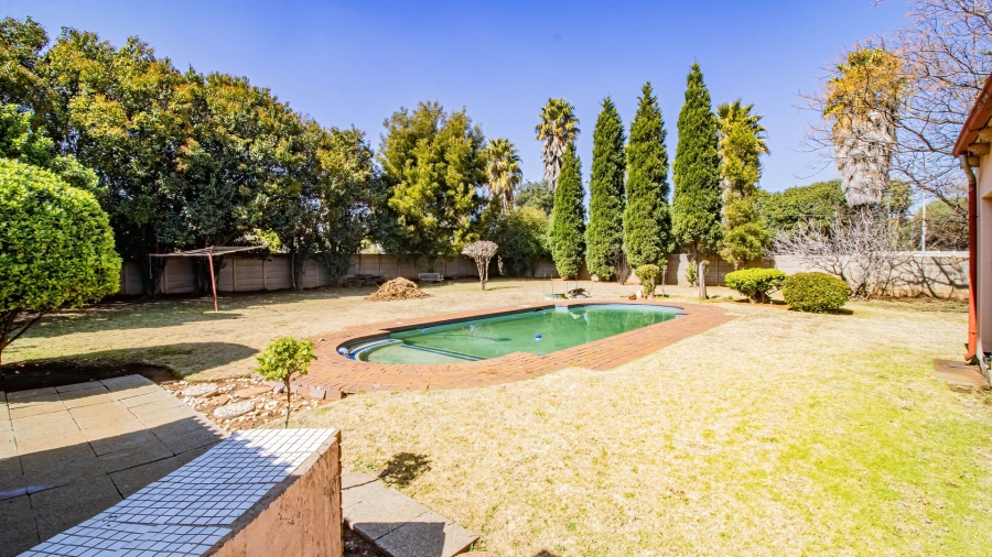 3 Bedroom Property for Sale in Brackenhurst Gauteng