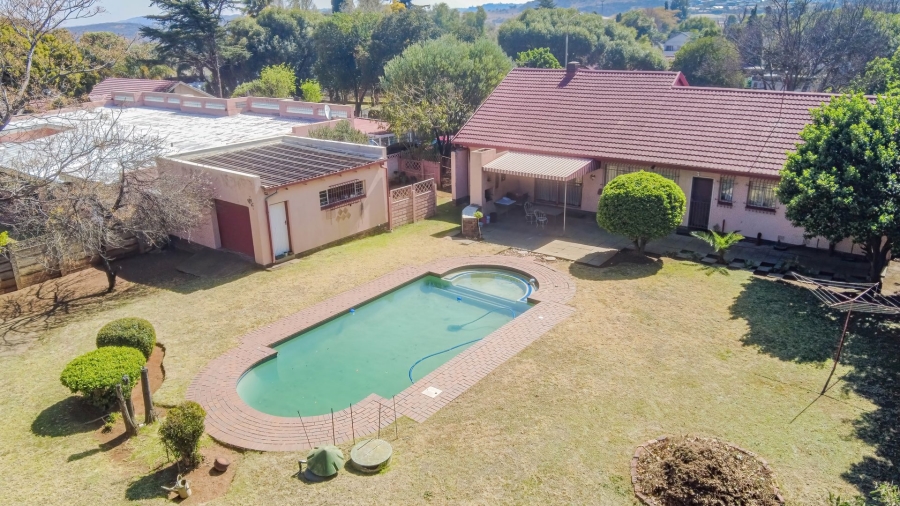3 Bedroom Property for Sale in Brackenhurst Gauteng