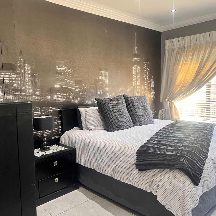 4 Bedroom Property for Sale in Brackendowns Gauteng
