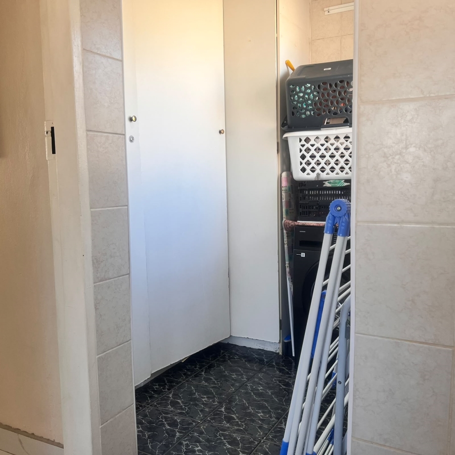 4 Bedroom Property for Sale in Brackendowns Gauteng