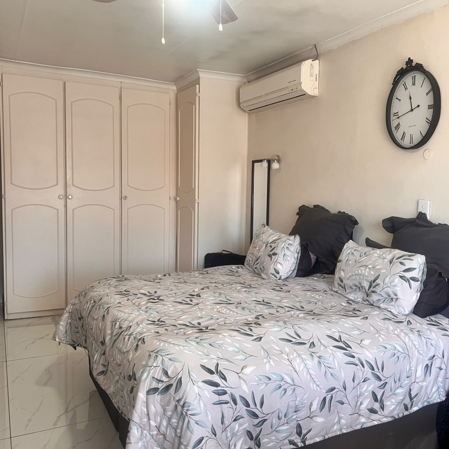 4 Bedroom Property for Sale in Brackendowns Gauteng