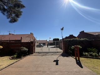 2 Bedroom Property for Sale in Mayberry Park Gauteng