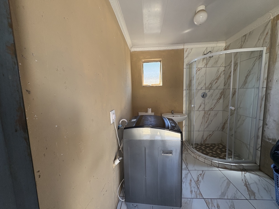 2 Bedroom Property for Sale in Moffat View Gauteng