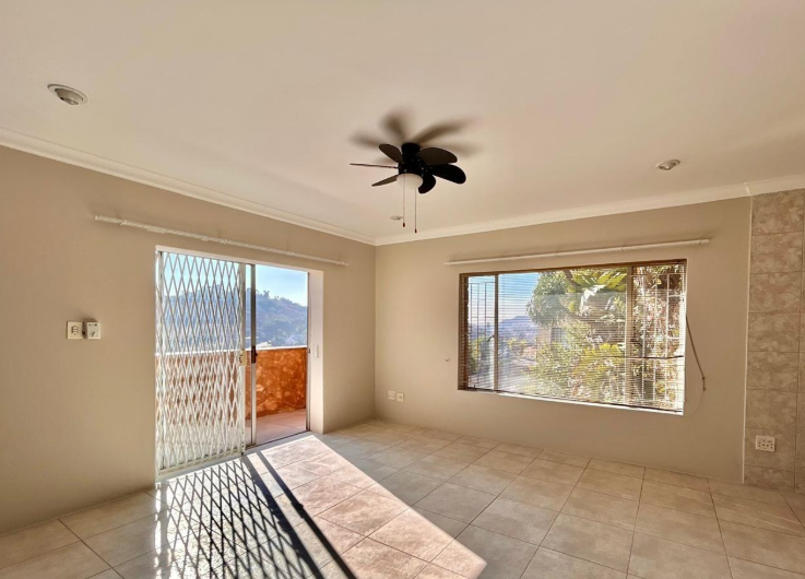 2 Bedroom Property for Sale in Oakdene Gauteng