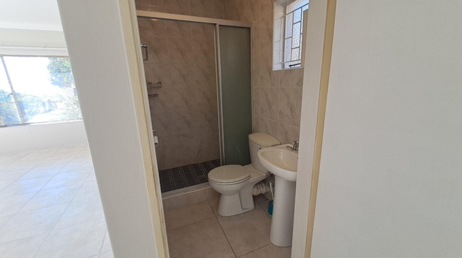 2 Bedroom Property for Sale in Oakdene Gauteng