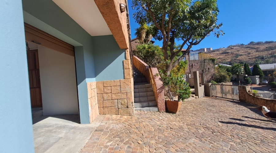 2 Bedroom Property for Sale in Oakdene Gauteng