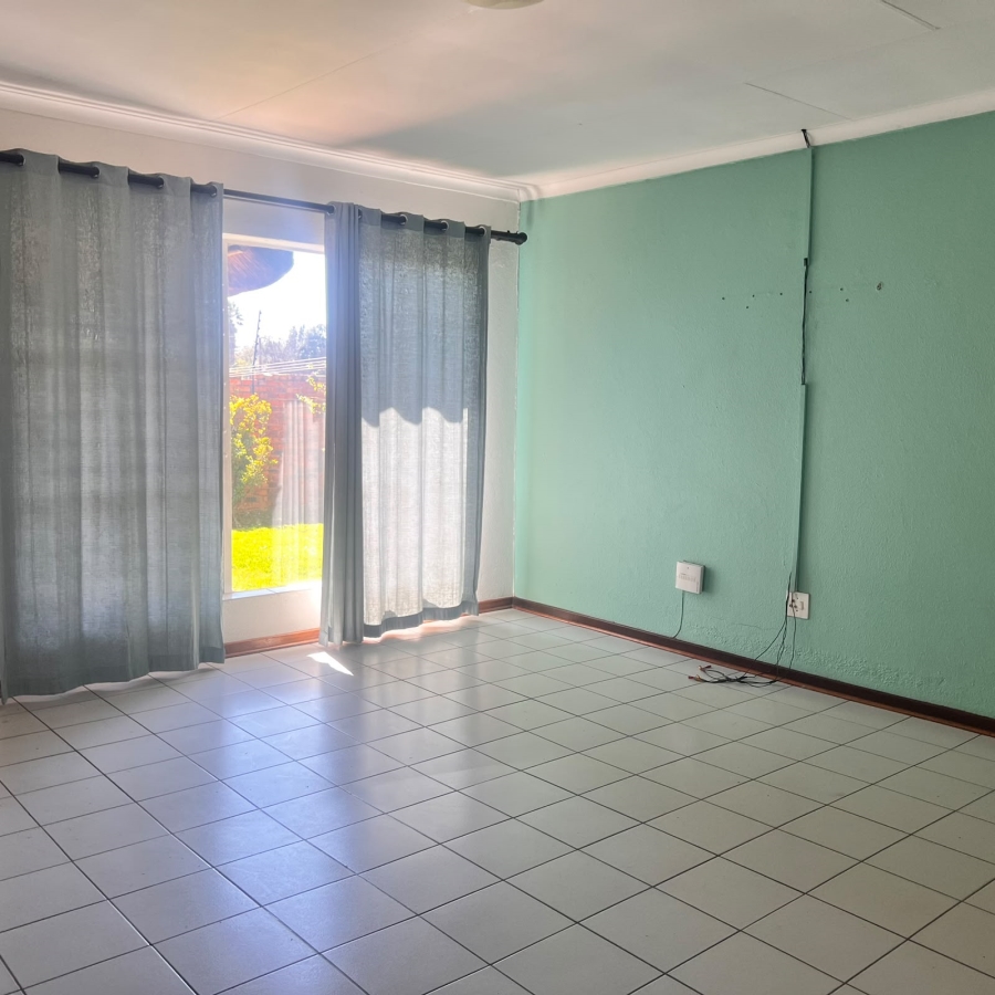 2 Bedroom Property for Sale in Mayberry Park Gauteng