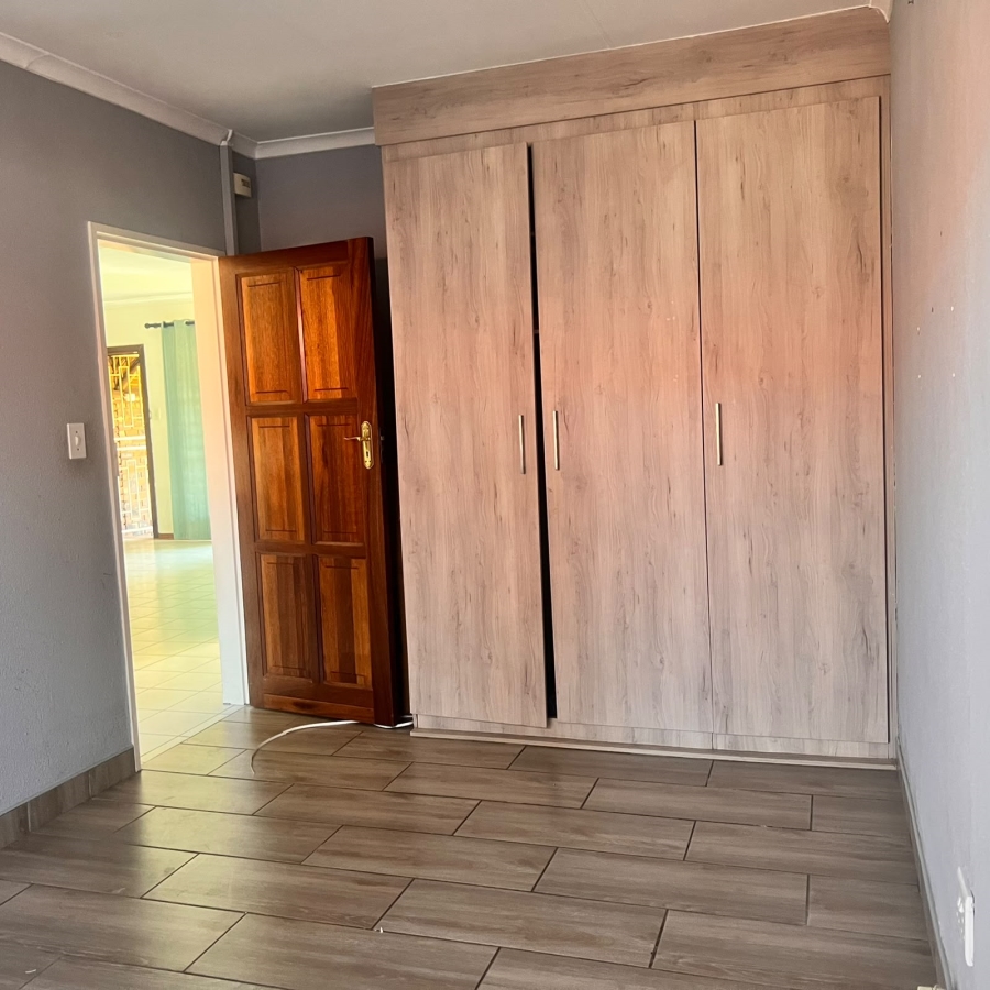 2 Bedroom Property for Sale in Mayberry Park Gauteng