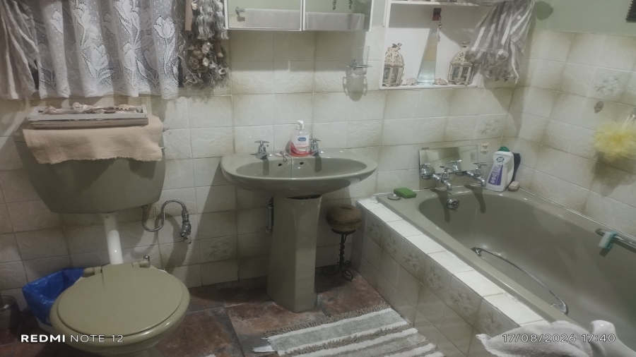 3 Bedroom Property for Sale in Bonanne Gauteng