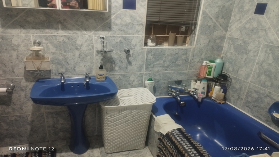 3 Bedroom Property for Sale in Bonanne Gauteng