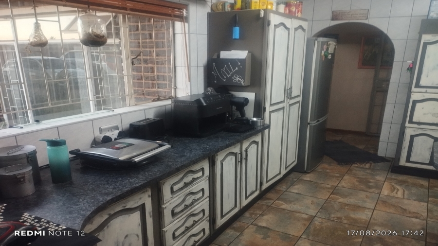 3 Bedroom Property for Sale in Bonanne Gauteng