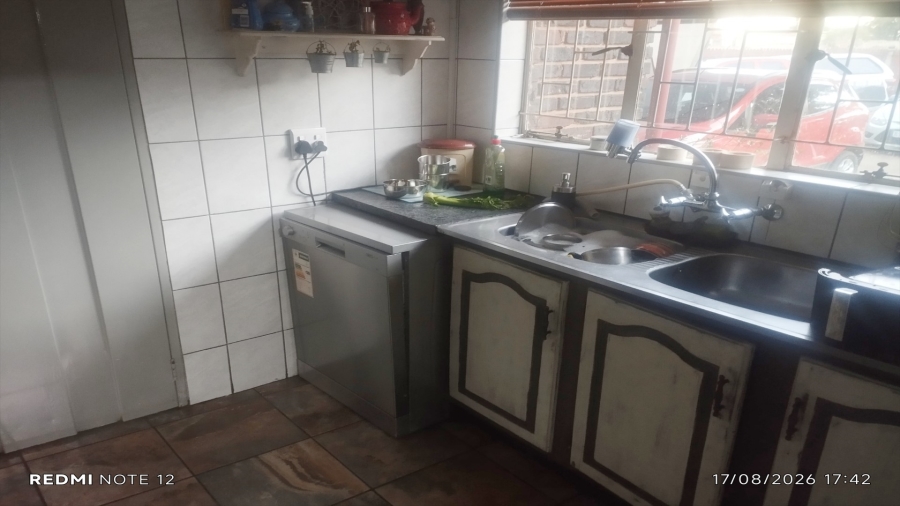 3 Bedroom Property for Sale in Bonanne Gauteng