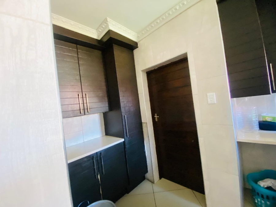 3 Bedroom Property for Sale in Vanderbijlpark SE 6 Gauteng