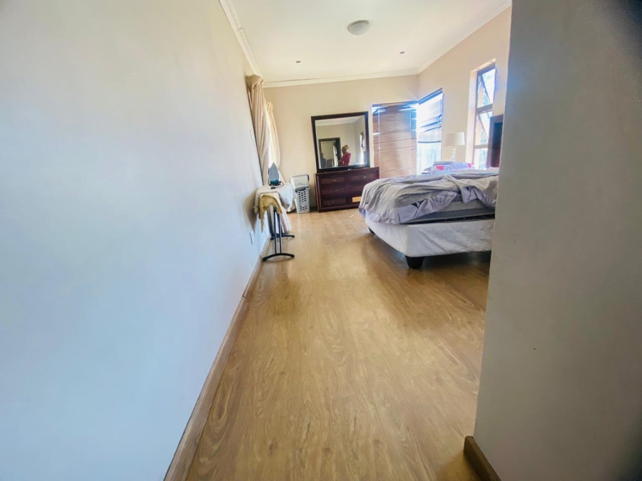 3 Bedroom Property for Sale in Vanderbijlpark SE 6 Gauteng