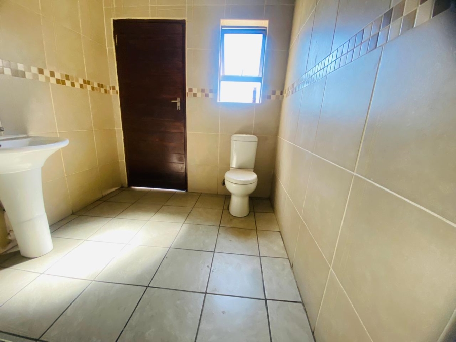 3 Bedroom Property for Sale in Vanderbijlpark SE 6 Gauteng