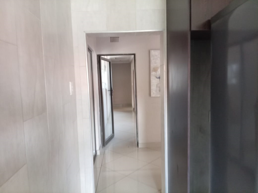 3 Bedroom Property for Sale in Vanderbijlpark SE 6 Gauteng