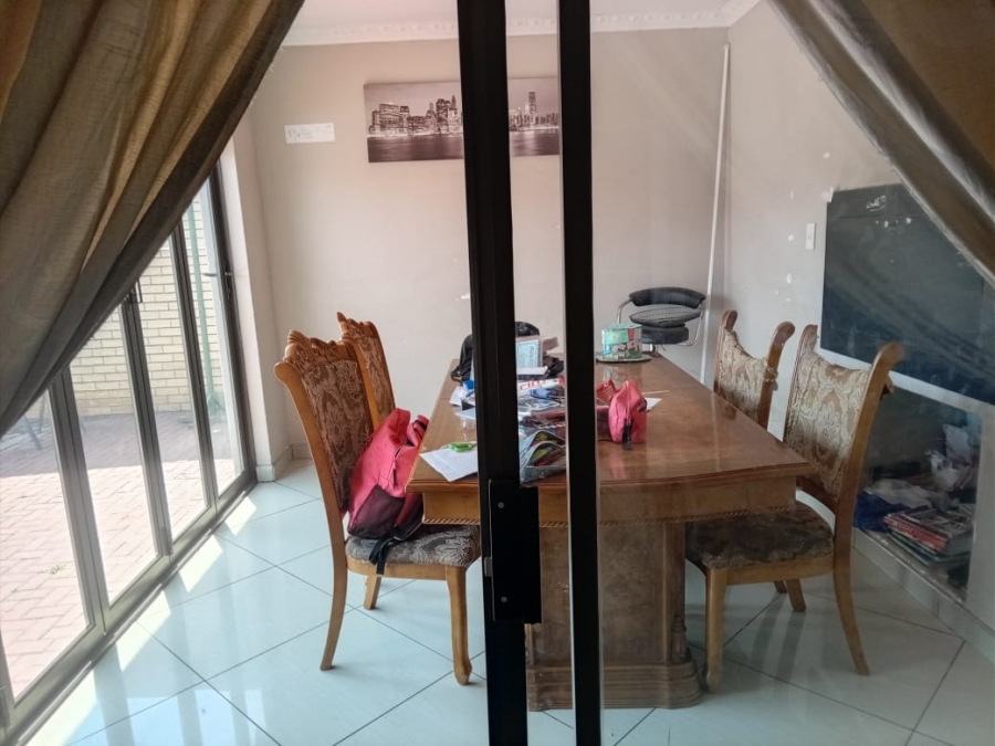3 Bedroom Property for Sale in Vanderbijlpark SE 6 Gauteng