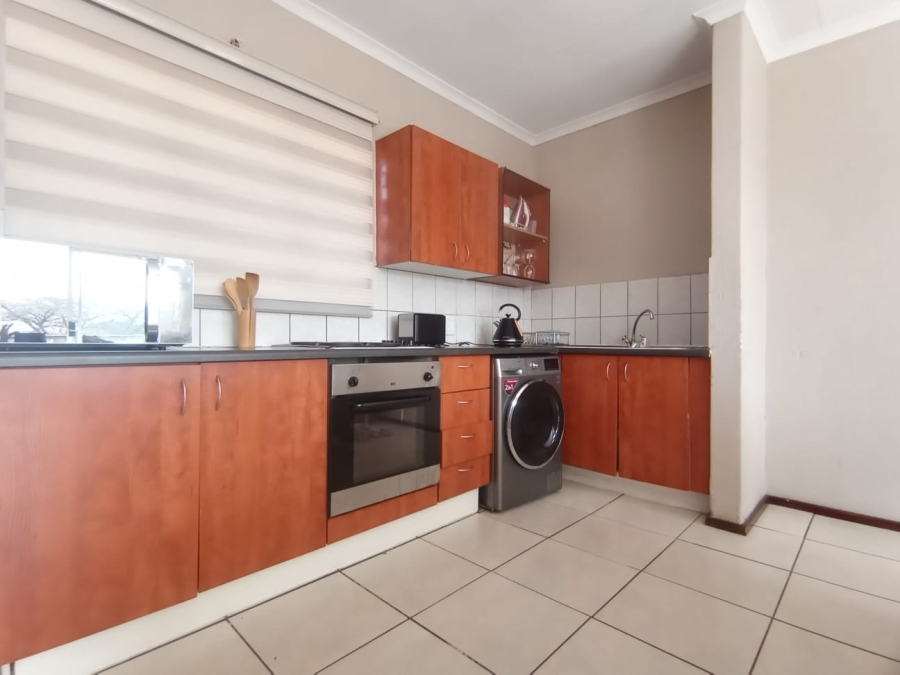 To Let 1 Bedroom Property for Rent in Willowbrook Gauteng