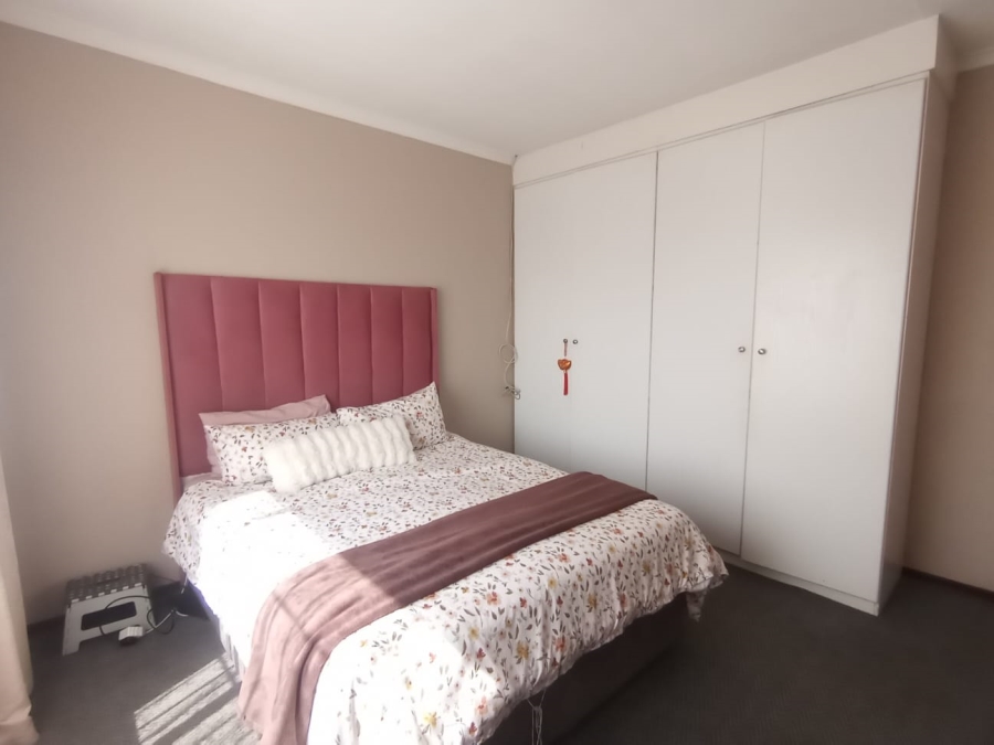 To Let 1 Bedroom Property for Rent in Willowbrook Gauteng