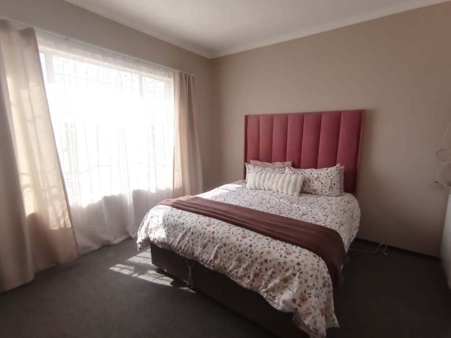 To Let 1 Bedroom Property for Rent in Willowbrook Gauteng