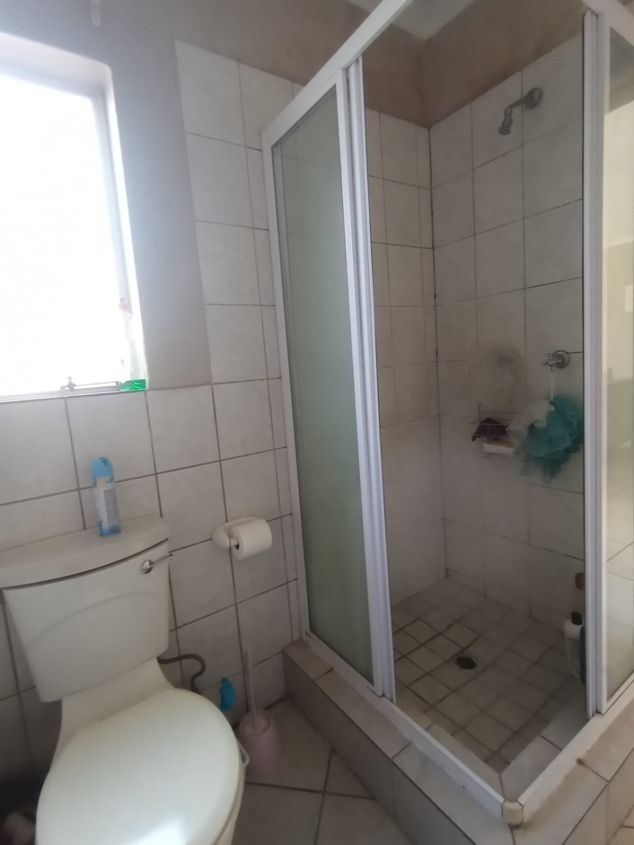 To Let 1 Bedroom Property for Rent in Willowbrook Gauteng