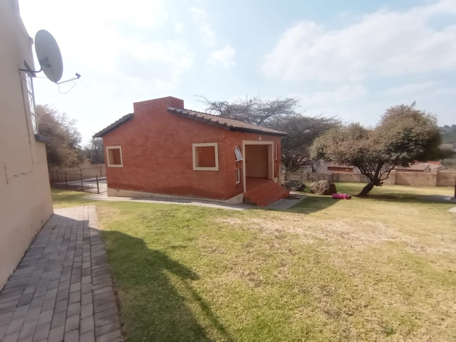 To Let 1 Bedroom Property for Rent in Willowbrook Gauteng