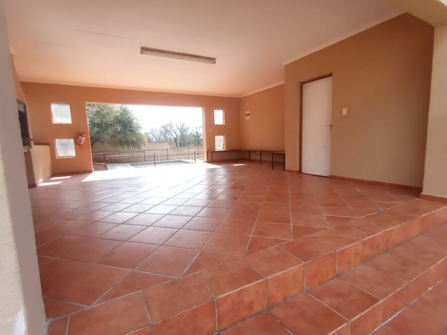 To Let 1 Bedroom Property for Rent in Willowbrook Gauteng
