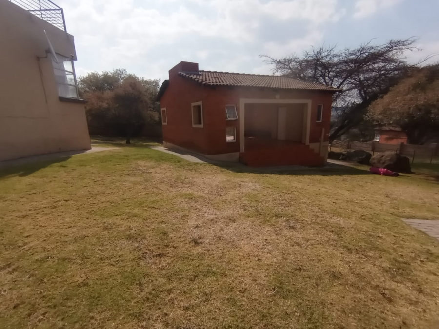To Let 1 Bedroom Property for Rent in Willowbrook Gauteng