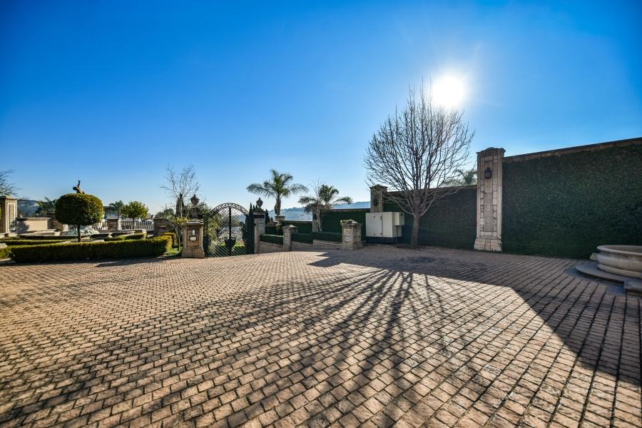 4 Bedroom Property for Sale in Waterkloof Ridge Gauteng