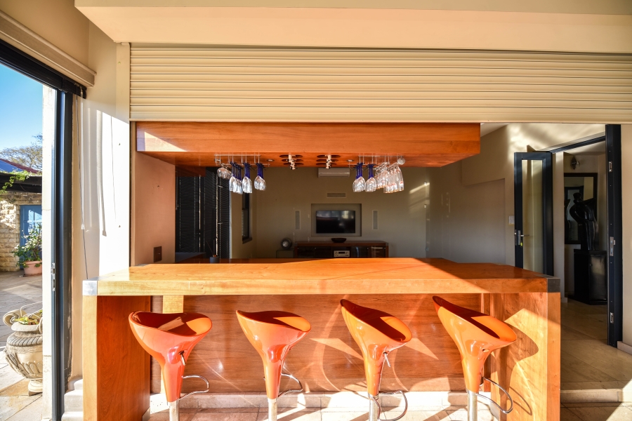 4 Bedroom Property for Sale in Waterkloof Ridge Gauteng