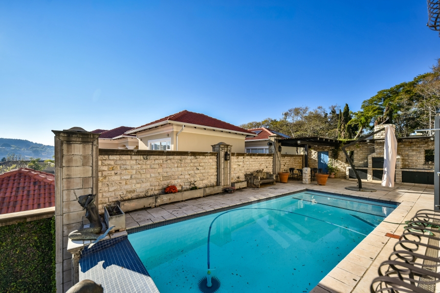 4 Bedroom Property for Sale in Waterkloof Ridge Gauteng