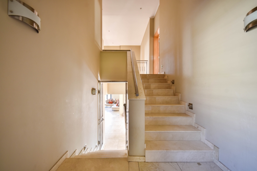 4 Bedroom Property for Sale in Waterkloof Ridge Gauteng