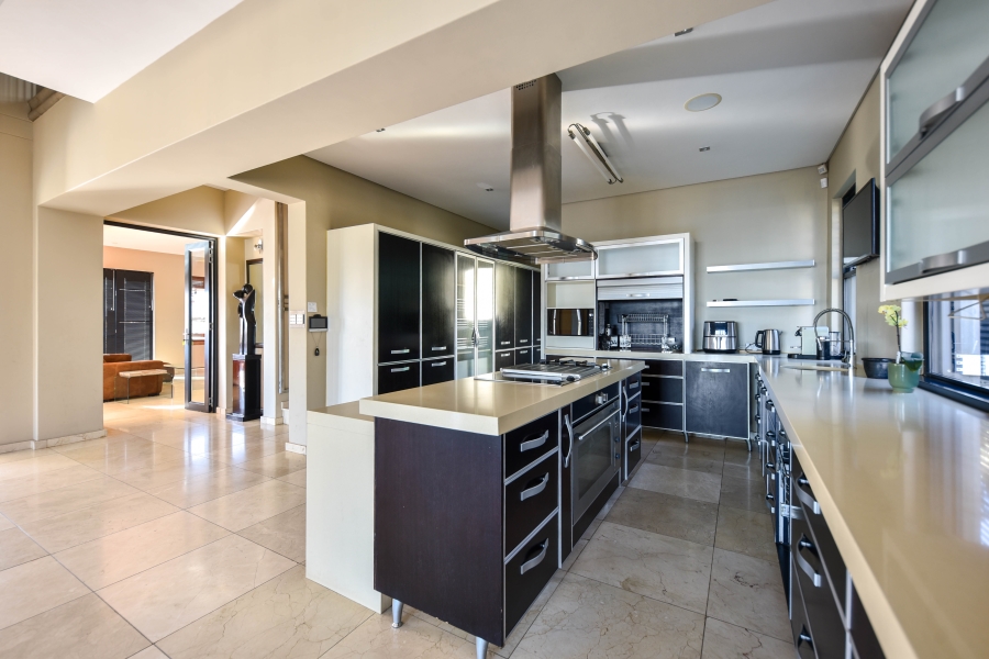 4 Bedroom Property for Sale in Waterkloof Ridge Gauteng