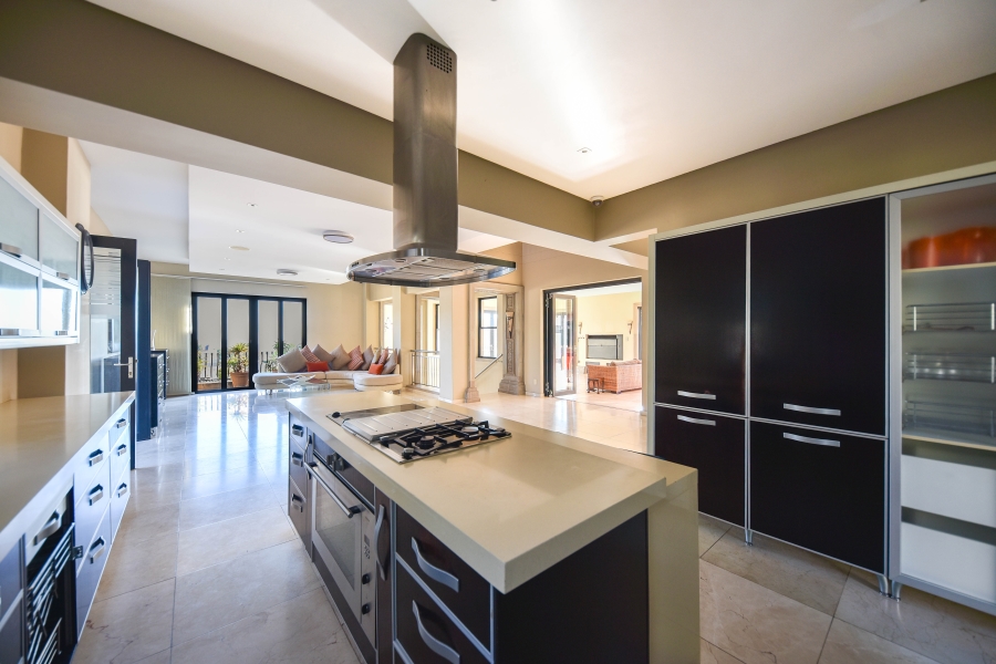 4 Bedroom Property for Sale in Waterkloof Ridge Gauteng