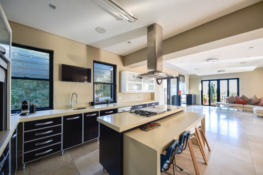 4 Bedroom Property for Sale in Waterkloof Ridge Gauteng