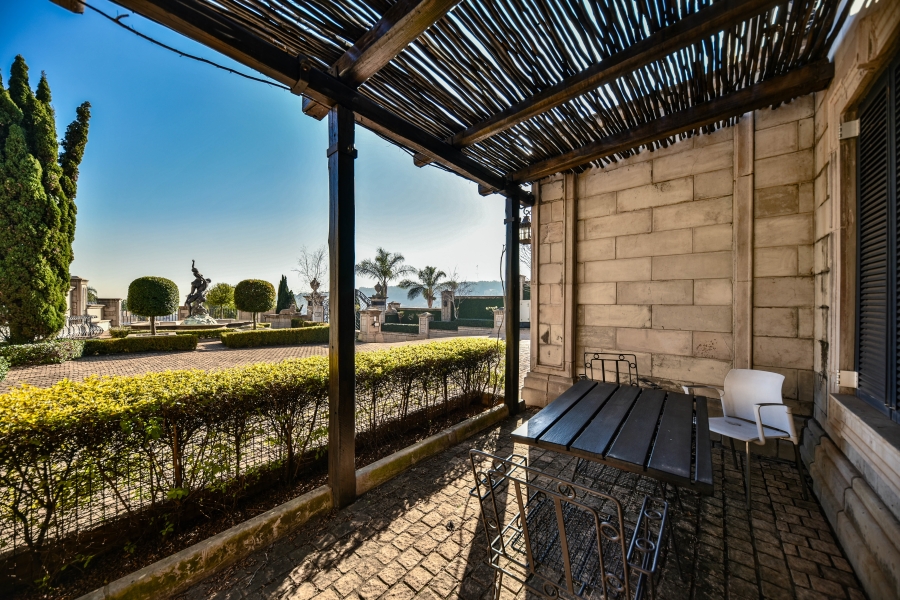4 Bedroom Property for Sale in Waterkloof Ridge Gauteng