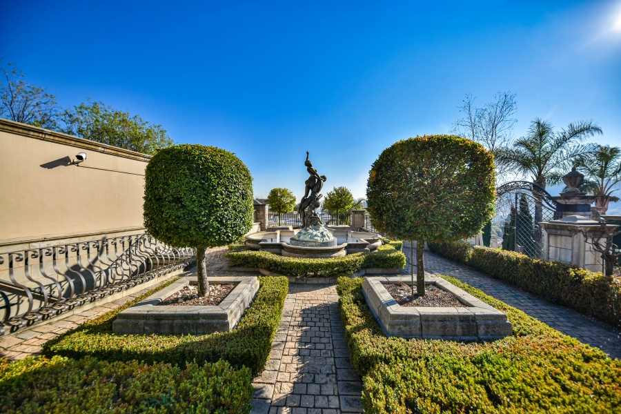 4 Bedroom Property for Sale in Waterkloof Ridge Gauteng